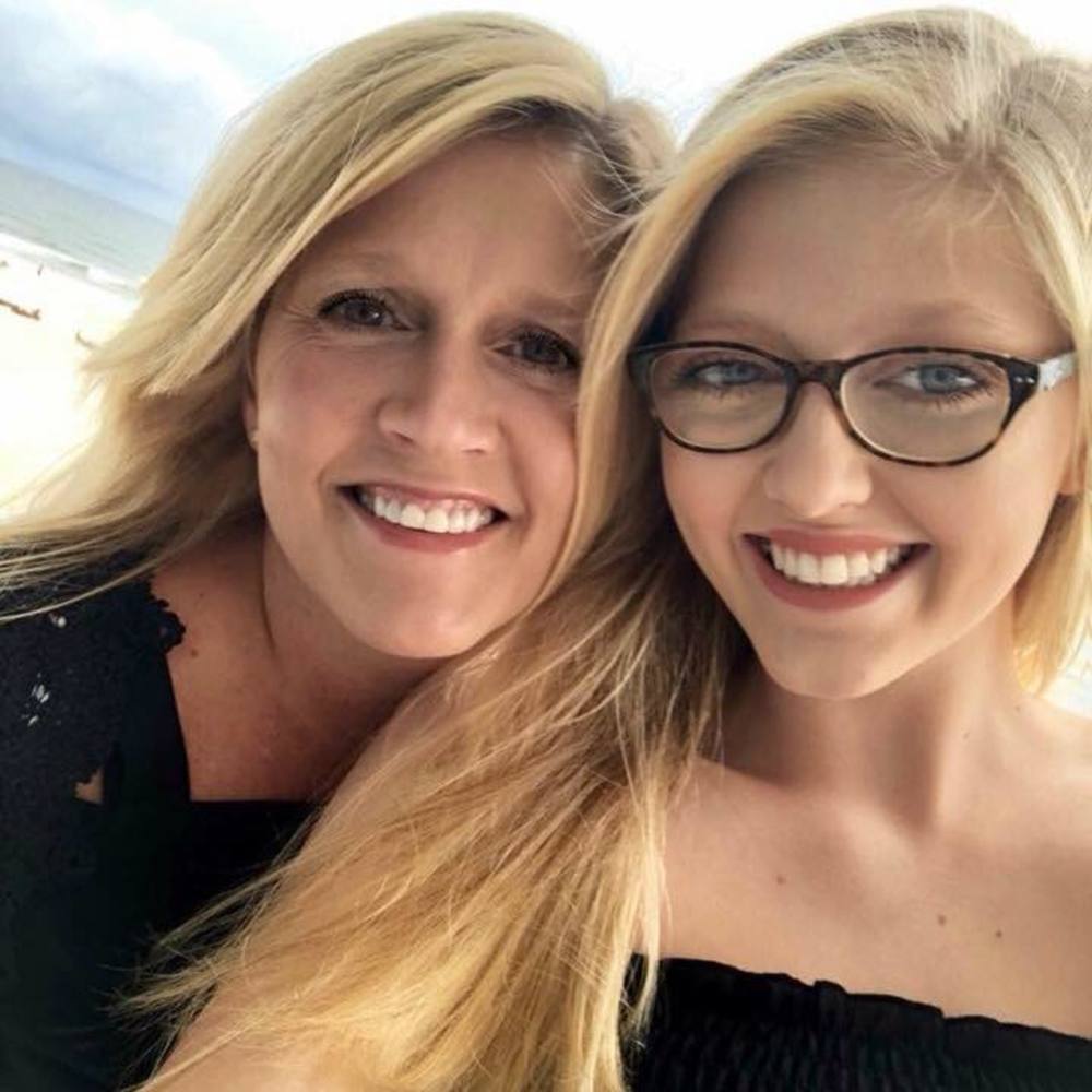 Meet your Posher, Connie